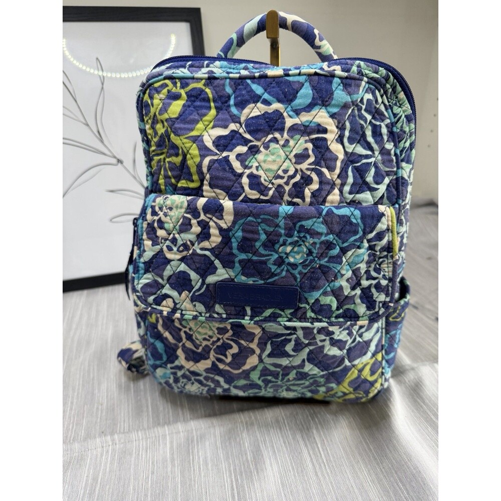 Vera Bradley Small backpack blue green flowers katalina blues Front Pocket